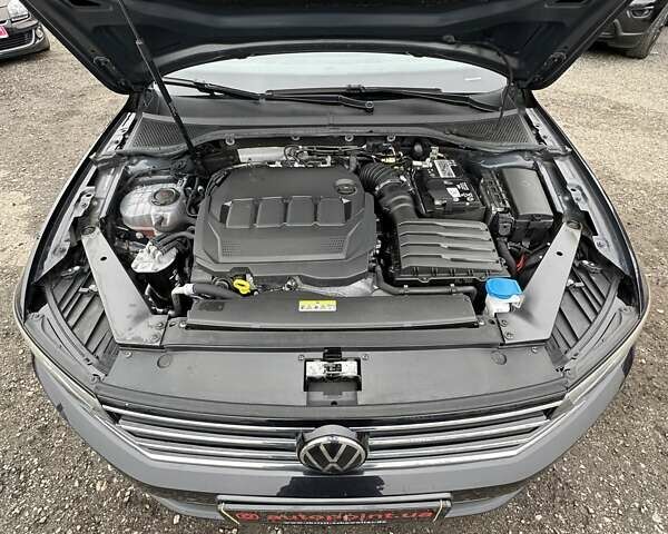 Черный Фольксваген Пассат, объемом двигателя 2 л и пробегом 80 тыс. км за 23999 $, фото 44 на Automoto.ua