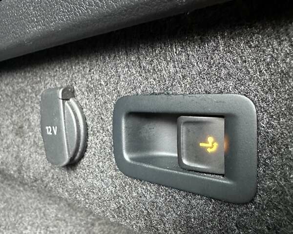 Черный Фольксваген Пассат, объемом двигателя 2 л и пробегом 80 тыс. км за 23999 $, фото 15 на Automoto.ua