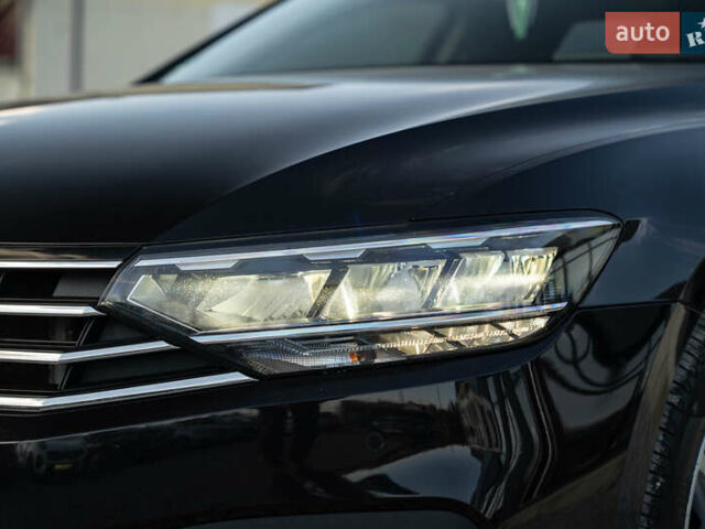 Черный Фольксваген Пассат, объемом двигателя 2 л и пробегом 252 тыс. км за 22900 $, фото 7 на Automoto.ua