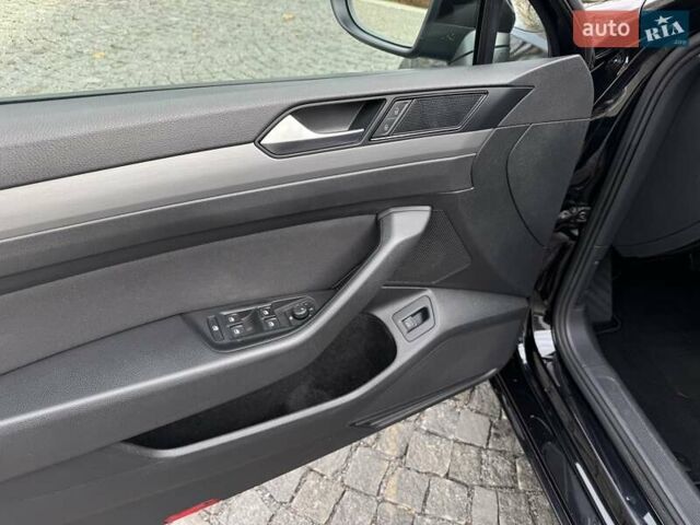 Чорний Фольксваген Пассат, об'ємом двигуна 1.97 л та пробігом 190 тис. км за 20999 $, фото 11 на Automoto.ua