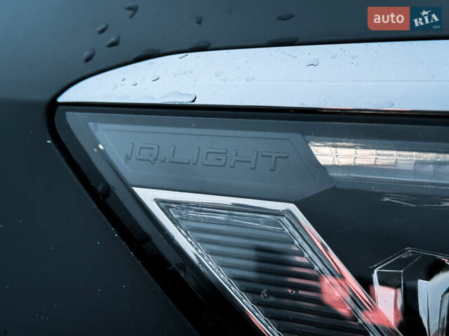 Черный Фольксваген Пассат, объемом двигателя 1.4 л и пробегом 180 тыс. км за 21499 $, фото 7 на Automoto.ua