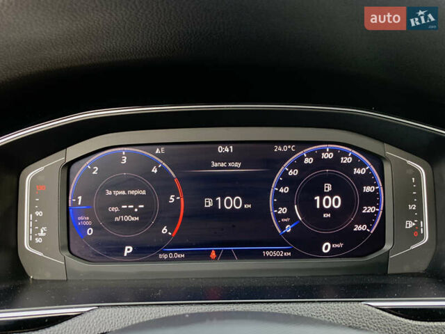 Чорний Фольксваген Пассат, об'ємом двигуна 2 л та пробігом 190 тис. км за 21755 $, фото 56 на Automoto.ua