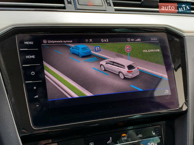 Чорний Фольксваген Пассат, об'ємом двигуна 2 л та пробігом 190 тис. км за 21755 $, фото 63 на Automoto.ua