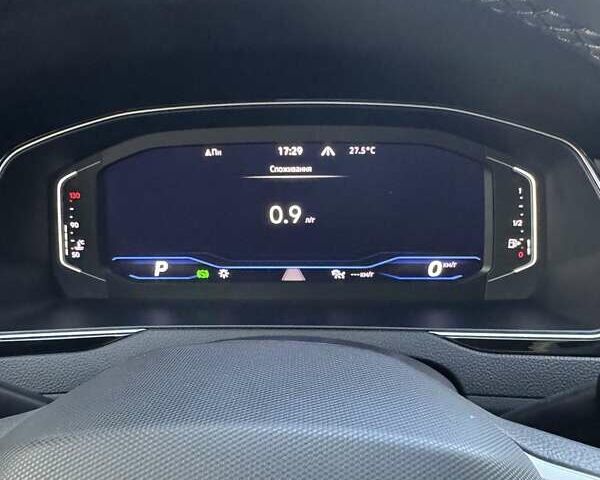 Фольксваген Пассат 2021 у Житомирі на Automoto.ua Чорний Фольксваген Пассат, об'ємом двигуна 2 л та пробігом 205 тис. км за 29500 $, фото 6 на Automoto.ua