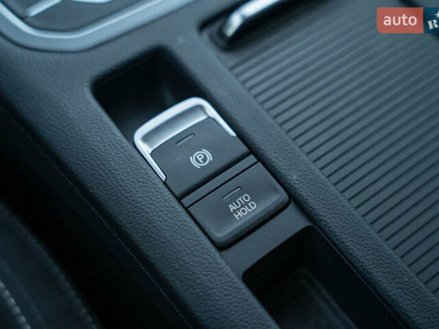 Черный Фольксваген Пассат, объемом двигателя 2 л и пробегом 252 тыс. км за 22900 $, фото 38 на Automoto.ua