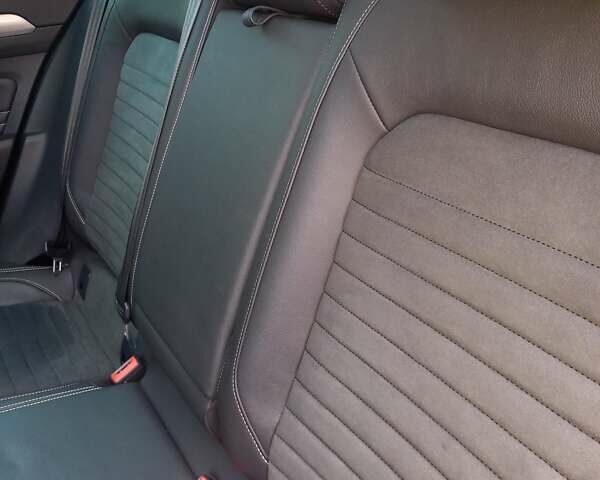 Черный Фольксваген Пассат, объемом двигателя 1.4 л и пробегом 205 тыс. км за 24500 $, фото 4 на Automoto.ua