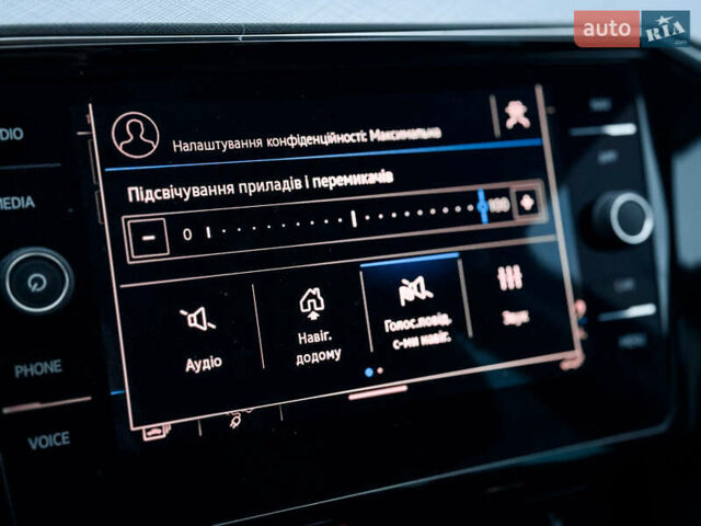 Черный Фольксваген Пассат, объемом двигателя 1.4 л и пробегом 180 тыс. км за 21499 $, фото 72 на Automoto.ua