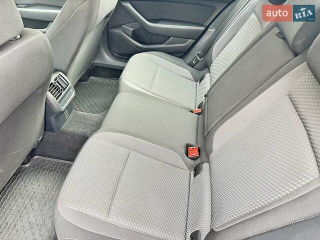 Чорний Фольксваген Пассат, об'ємом двигуна 1.97 л та пробігом 190 тис. км за 20999 $, фото 10 на Automoto.ua