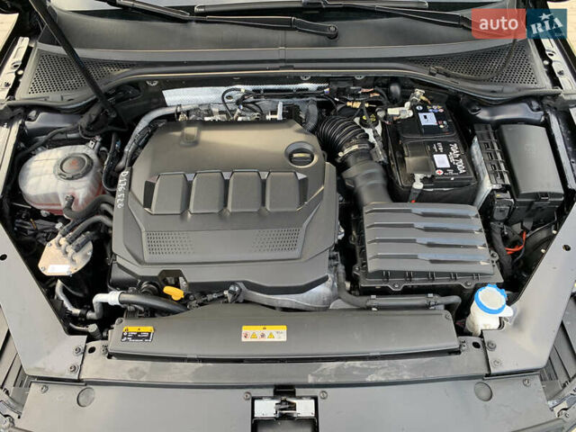 Чорний Фольксваген Пассат, об'ємом двигуна 2 л та пробігом 190 тис. км за 21755 $, фото 72 на Automoto.ua