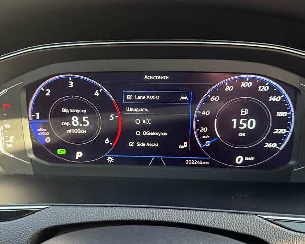 Фольксваген Пассат 2021 у Житомирі на Automoto.ua Чорний Фольксваген Пассат, об'ємом двигуна 2 л та пробігом 205 тис. км за 29500 $, фото 39 на Automoto.ua