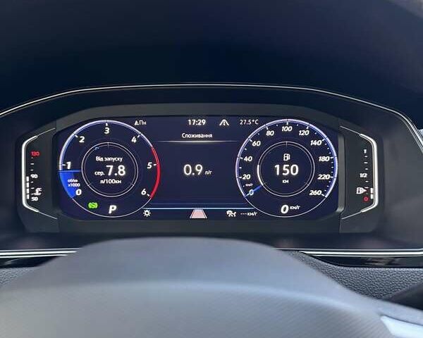 Фольксваген Пассат 2021 у Житомирі на Automoto.ua Чорний Фольксваген Пассат, об'ємом двигуна 2 л та пробігом 205 тис. км за 29500 $, фото 13 на Automoto.ua