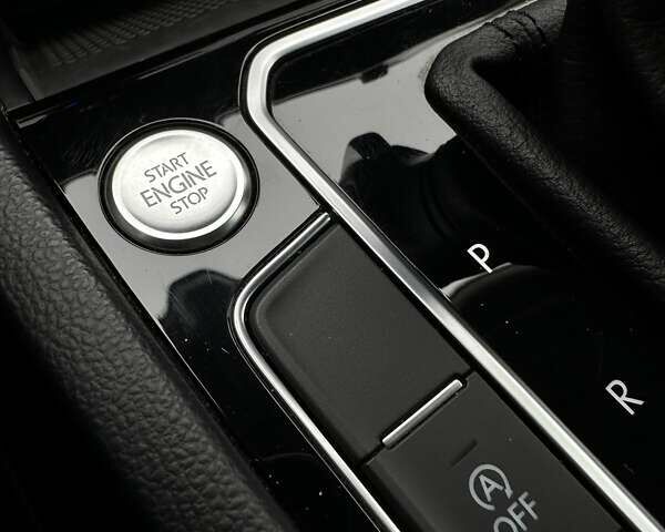 Черный Фольксваген Пассат, объемом двигателя 2 л и пробегом 80 тыс. км за 23999 $, фото 39 на Automoto.ua