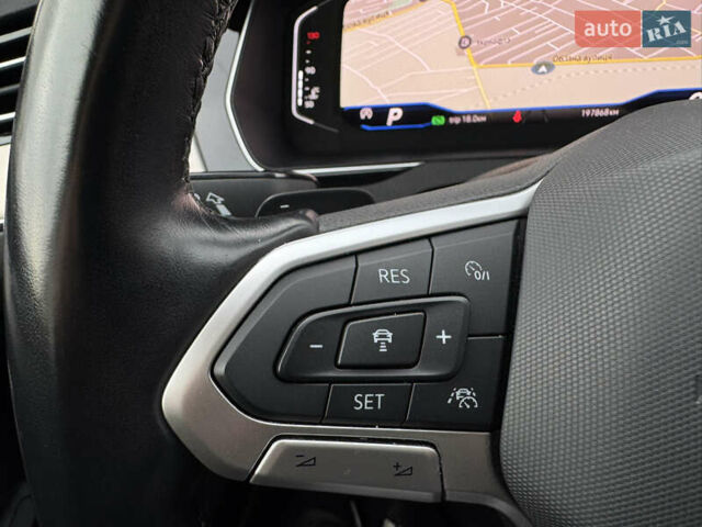 Черный Фольксваген Пассат, объемом двигателя 1.97 л и пробегом 198 тыс. км за 24500 $, фото 26 на Automoto.ua