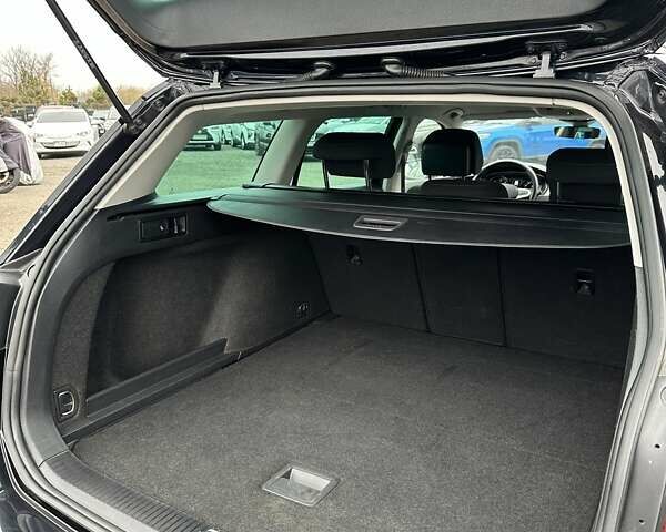 Черный Фольксваген Пассат, объемом двигателя 2 л и пробегом 80 тыс. км за 23999 $, фото 12 на Automoto.ua