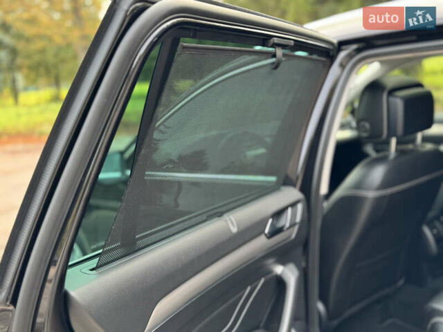 Черный Фольксваген Пассат, объемом двигателя 1.97 л и пробегом 171 тыс. км за 26900 $, фото 23 на Automoto.ua