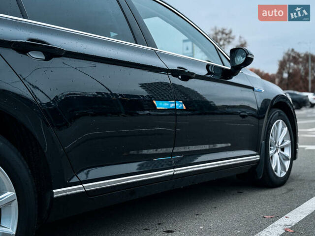 Черный Фольксваген Пассат, объемом двигателя 1.4 л и пробегом 180 тыс. км за 21499 $, фото 13 на Automoto.ua