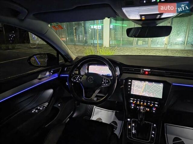 Черный Фольксваген Пассат, объемом двигателя 2 л и пробегом 144 тыс. км за 27850 $, фото 11 на Automoto.ua
