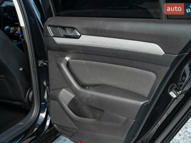 Черный Фольксваген Пассат, объемом двигателя 2 л и пробегом 252 тыс. км за 22900 $, фото 26 на Automoto.ua