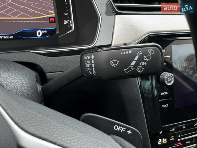 Черный Фольксваген Пассат, объемом двигателя 1.97 л и пробегом 198 тыс. км за 24500 $, фото 30 на Automoto.ua