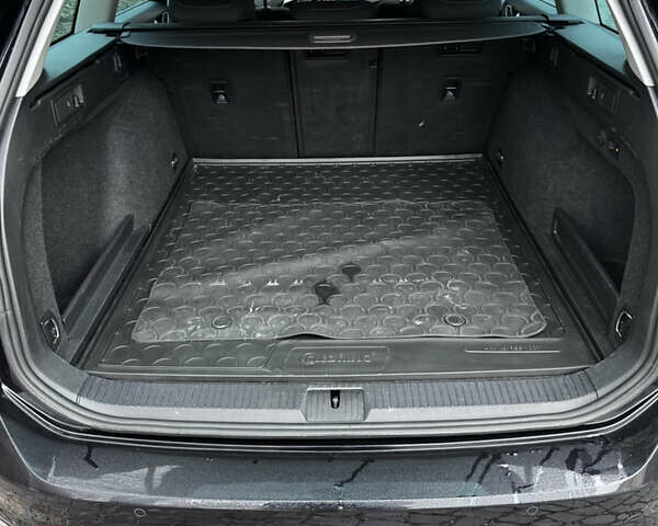 Черный Фольксваген Пассат, объемом двигателя 2 л и пробегом 208 тыс. км за 20800 $, фото 12 на Automoto.ua