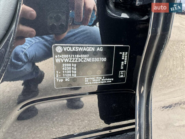 Черный Фольксваген Пассат, объемом двигателя 1.97 л и пробегом 171 тыс. км за 26900 $, фото 37 на Automoto.ua