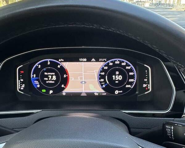 Фольксваген Пассат 2021 у Житомирі на Automoto.ua Чорний Фольксваген Пассат, об'ємом двигуна 2 л та пробігом 205 тис. км за 29500 $, фото 25 на Automoto.ua