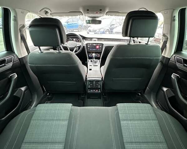 Черный Фольксваген Пассат, объемом двигателя 2 л и пробегом 80 тыс. км за 23999 $, фото 14 на Automoto.ua