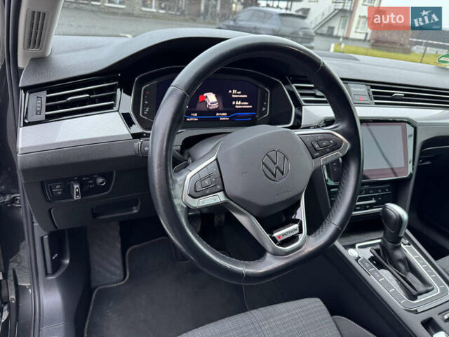 Черный Фольксваген Пассат, объемом двигателя 1.97 л и пробегом 234 тыс. км за 24999 $, фото 6 на Automoto.ua