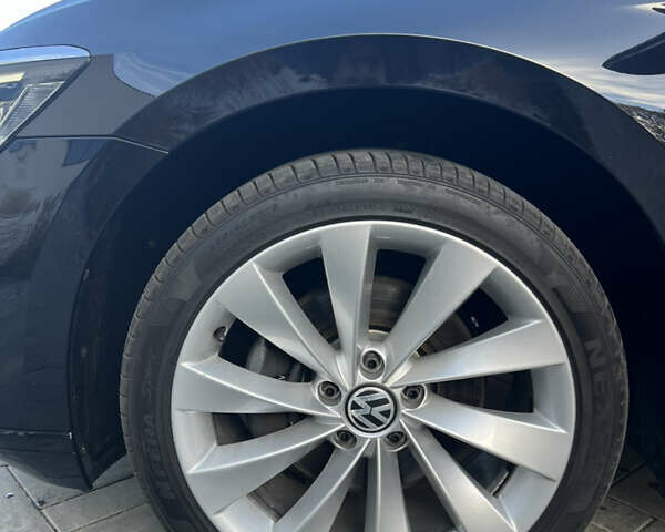 Черный Фольксваген Пассат, объемом двигателя 1.97 л и пробегом 211 тыс. км за 24490 $, фото 18 на Automoto.ua