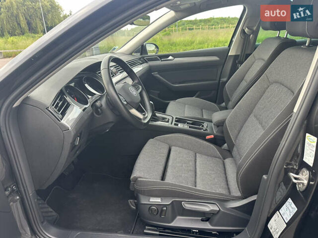 Черный Фольксваген Пассат, объемом двигателя 1.97 л и пробегом 120 тыс. км за 24500 $, фото 22 на Automoto.ua