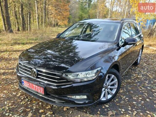 Черный Фольксваген Пассат, объемом двигателя 1.97 л и пробегом 196 тыс. км за 22999 $, фото 6 на Automoto.ua