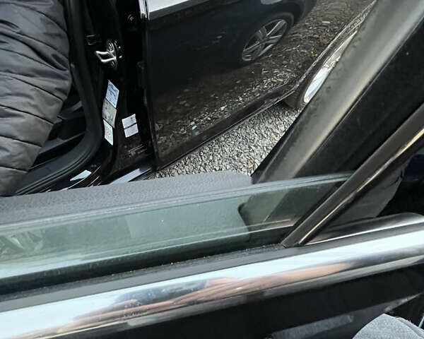 Черный Фольксваген Пассат, объемом двигателя 1.97 л и пробегом 211 тыс. км за 24490 $, фото 77 на Automoto.ua