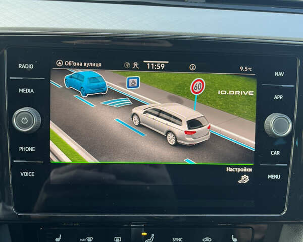 Черный Фольксваген Пассат, объемом двигателя 1.97 л и пробегом 211 тыс. км за 24490 $, фото 67 на Automoto.ua