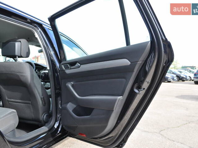 Черный Фольксваген Пассат, объемом двигателя 1.97 л и пробегом 152 тыс. км за 26500 $, фото 38 на Automoto.ua