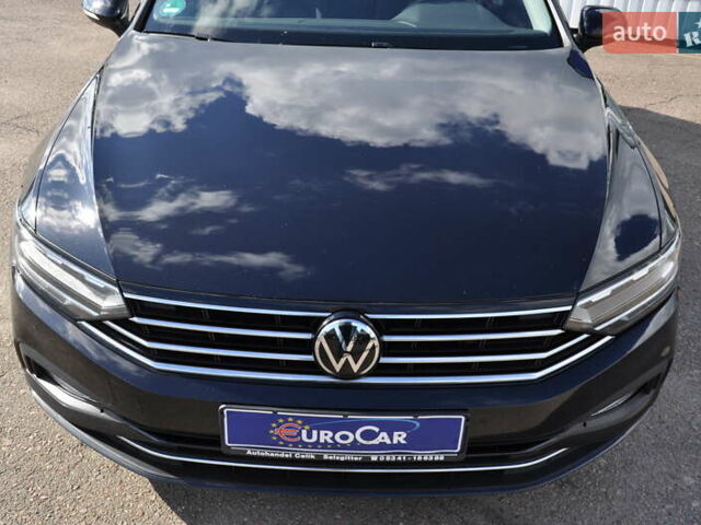 Черный Фольксваген Пассат, объемом двигателя 1.97 л и пробегом 152 тыс. км за 26500 $, фото 13 на Automoto.ua