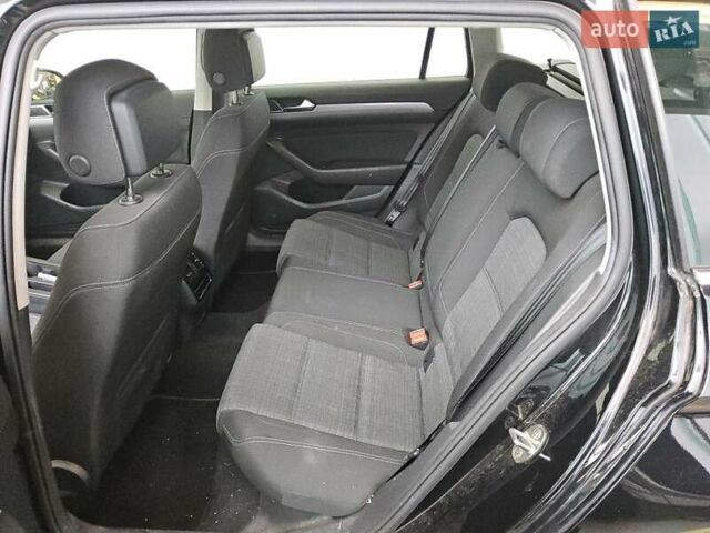 Чорний Фольксваген Пассат, об'ємом двигуна 2 л та пробігом 162 тис. км за 23899 $, фото 7 на Automoto.ua