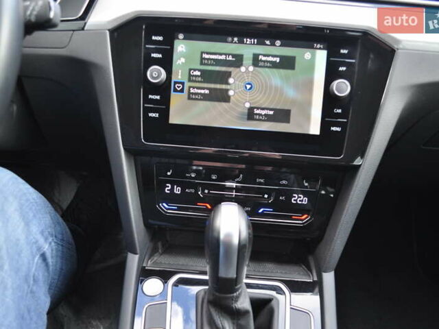 Черный Фольксваген Пассат, объемом двигателя 1.97 л и пробегом 152 тыс. км за 26500 $, фото 63 на Automoto.ua