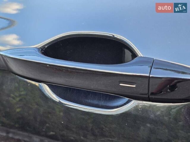 Черный Фольксваген Пассат, объемом двигателя 1.97 л и пробегом 196 тыс. км за 22999 $, фото 22 на Automoto.ua