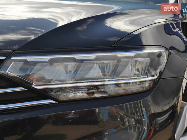 Черный Фольксваген Пассат, объемом двигателя 1.97 л и пробегом 152 тыс. км за 26500 $, фото 16 на Automoto.ua