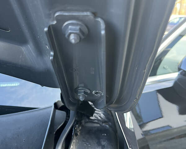 Черный Фольксваген Пассат, объемом двигателя 1.97 л и пробегом 211 тыс. км за 24490 $, фото 35 на Automoto.ua