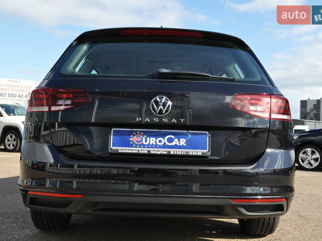 Черный Фольксваген Пассат, объемом двигателя 1.97 л и пробегом 152 тыс. км за 26500 $, фото 26 на Automoto.ua