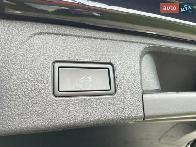 Черный Фольксваген Пассат, объемом двигателя 2 л и пробегом 205 тыс. км за 19999 $, фото 20 на Automoto.ua