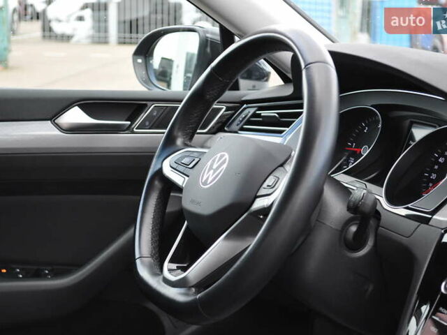 Черный Фольксваген Пассат, объемом двигателя 1.97 л и пробегом 152 тыс. км за 26500 $, фото 110 на Automoto.ua