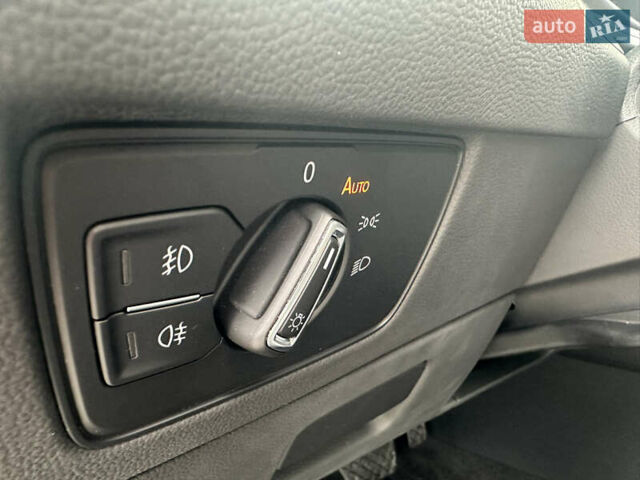 Черный Фольксваген Пассат, объемом двигателя 1.97 л и пробегом 120 тыс. км за 24500 $, фото 23 на Automoto.ua