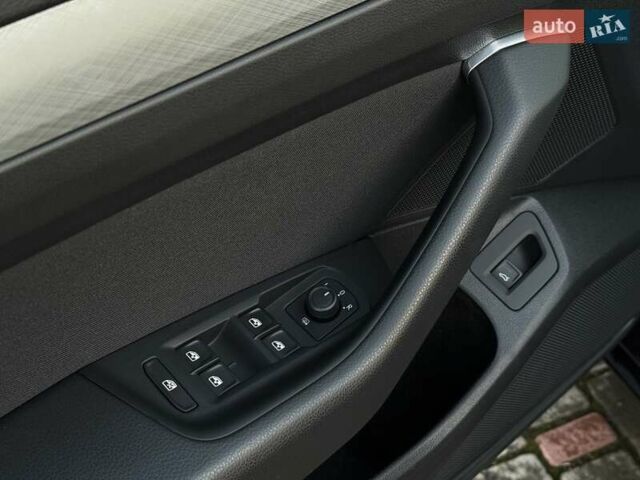 Черный Фольксваген Пассат, объемом двигателя 2 л и пробегом 221 тыс. км за 22999 $, фото 30 на Automoto.ua