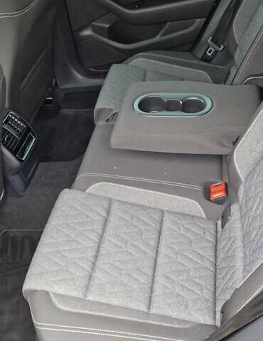 Черный Фольксваген Пассат, объемом двигателя 2 л и пробегом 178 тыс. км за 25800 $, фото 10 на Automoto.ua