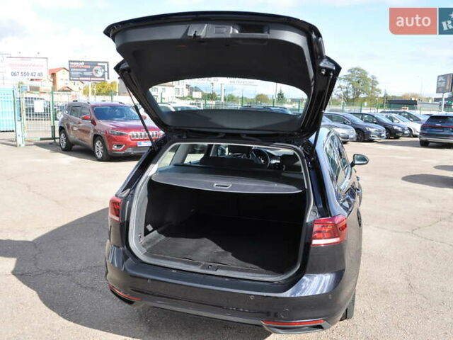 Черный Фольксваген Пассат, объемом двигателя 1.97 л и пробегом 152 тыс. км за 26500 $, фото 33 на Automoto.ua