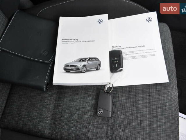 Черный Фольксваген Пассат, объемом двигателя 1.97 л и пробегом 152 тыс. км за 26500 $, фото 104 на Automoto.ua