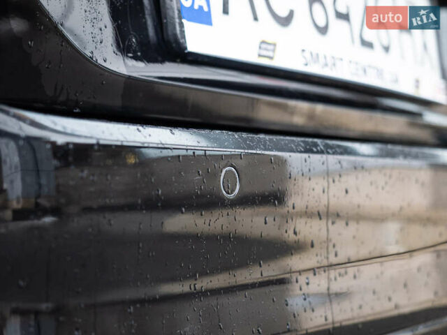 Черный Фольксваген Пассат, объемом двигателя 1.97 л и пробегом 208 тыс. км за 19900 $, фото 32 на Automoto.ua