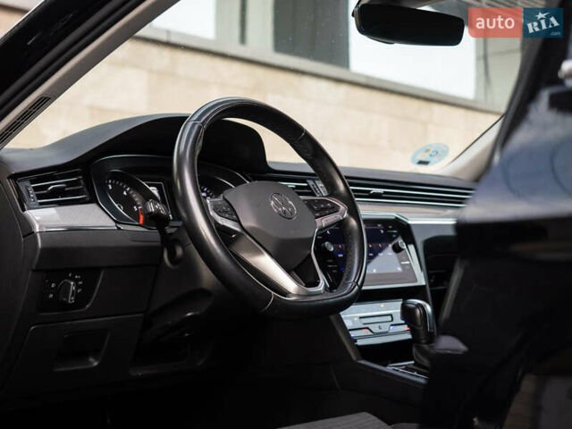 Черный Фольксваген Пассат, объемом двигателя 1.97 л и пробегом 208 тыс. км за 19900 $, фото 8 на Automoto.ua